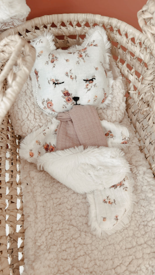 Doudou plat renard en fausse fourrure écru et gaze de coton à motifs certifié Oeko-tex